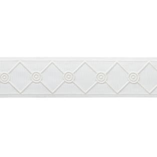 MDS Embroidered Lattice Border