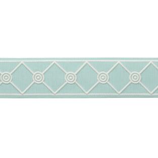 MDS Embroidered Lattice Border