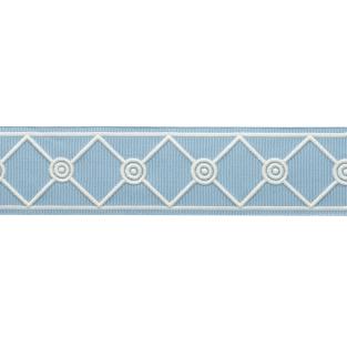 MDS Embroidered Lattice Border