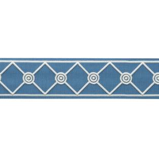 MDS Embroidered Lattice Border